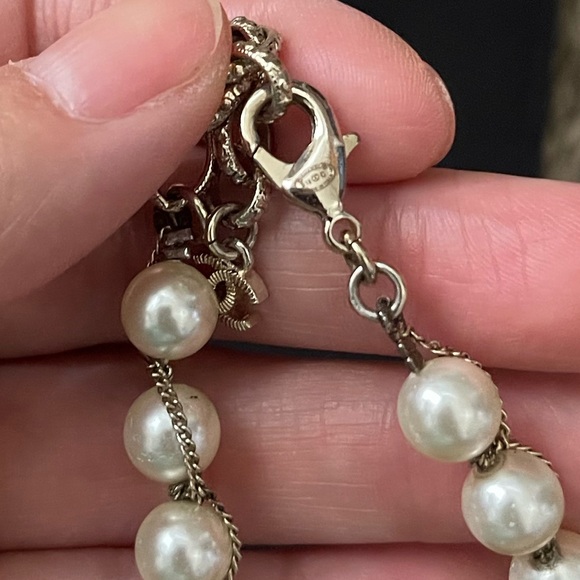 Chanel Pearl Bracelet - Picture 8 of 11